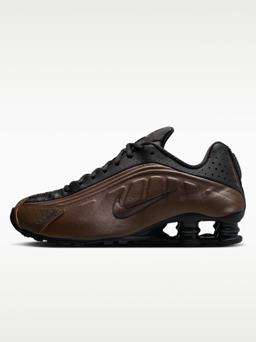 NWOT Viral NIKE Women’s Shox R4